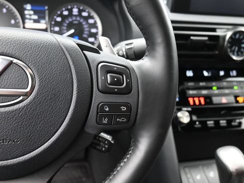 Used 2025 Lexus IS 350 F Sport RWD image 9