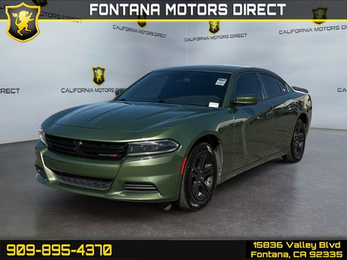 Used 2022 Dodge Charger SXT image 1
