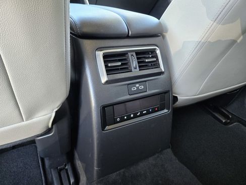 Used 2024 MAZDA CX-90 Plug-In Hybrid w/ Preferred AWD/4WD image 29
