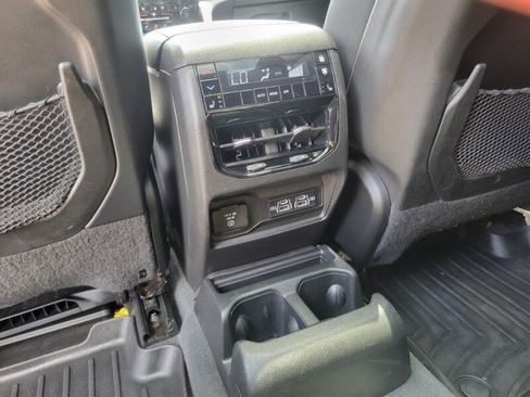 Used 2023 Jeep Grand Cherokee L Overland w/ Rear Seat Video Group I AWD/4WD image 29