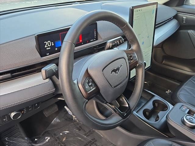 Used 2022 Ford Mustang Mach-E Select RWD image 10