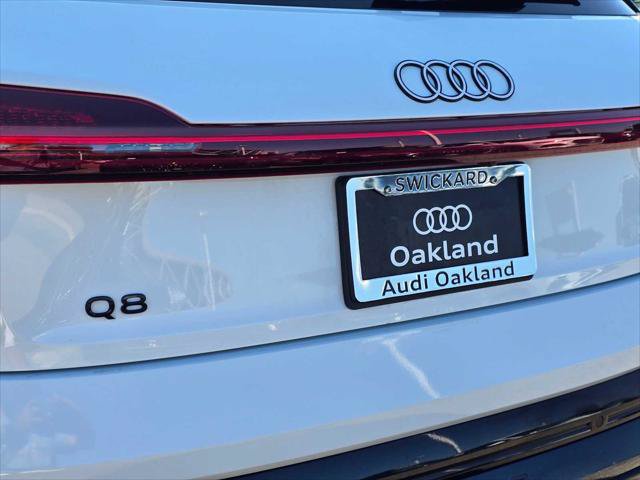 Used 2024 Audi Q8 e-tron Premium Plus w/ Premium Plus Package AWD/4WD image 13