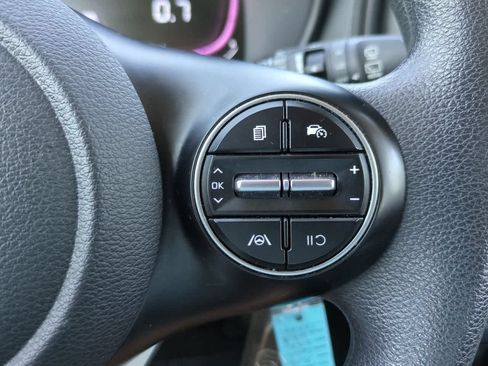 Used 2024 Kia Soul LX w/ Option Group 015 FWD image 23