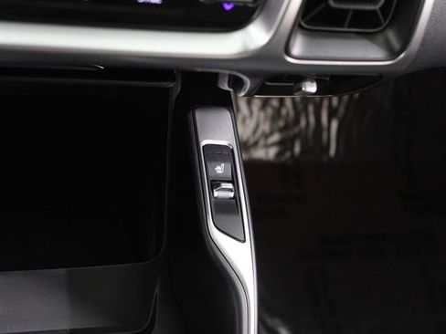 Used 2022 Kia Sorento S image 19