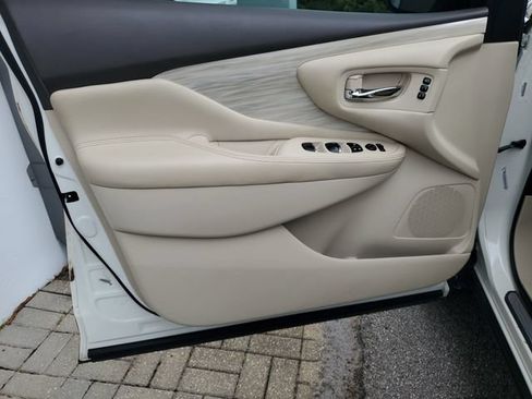 Used 2018 Nissan Murano Platinum w/ Cargo Package AWD/4WD image 28