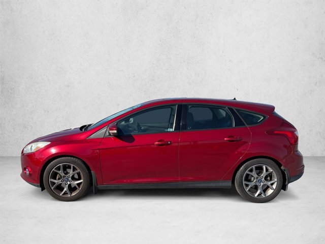 Used 2014 Ford Focus SE w/ Equipment Group 201A FWD image 3