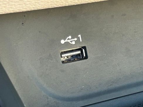 Used 2023 Audi A4 2.0T Premium Plus w/ Premium Plus Package image 38