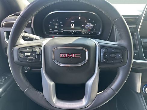 Certified 2023 GMC Yukon SLE image 7