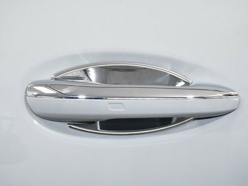 Used 2025 Mercedes-Benz GLC 63 AMG S image 21