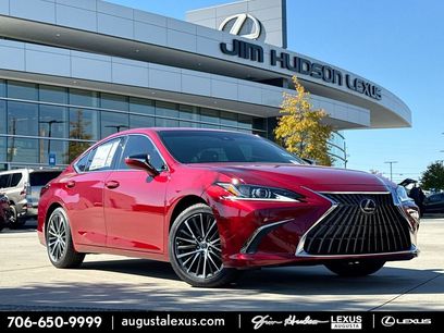 New 2025 Lexus ES 350 w/ Premium Package