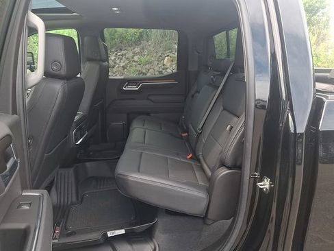 Used 2025 GMC Sierra 1500 Denali w/ Denali Reserve Package AWD/4WD image 26