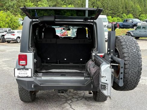 Used 2017 Jeep Wrangler Unlimited Sport w/ Quick Order Package 24S AWD/4WD image 23