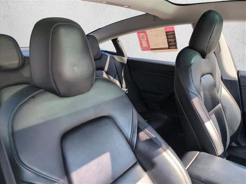 Used 2020 Tesla Model 3 Long Range image 22