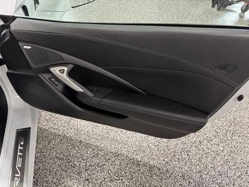 Used 2014 Chevrolet Corvette Stingray Convertible image 12