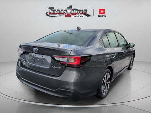 Used 2025 Subaru Legacy Premium AWD/4WD image 9