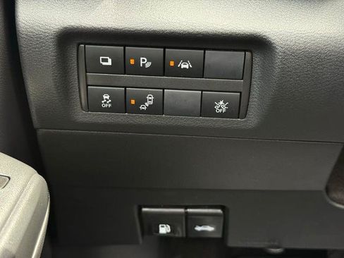Certified 2025 Nissan Kicks Play S FWD image 24