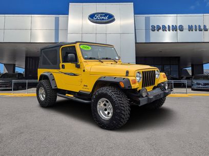 Used 2006 Jeep Wrangler Unlimited w/ Premium Audio Group