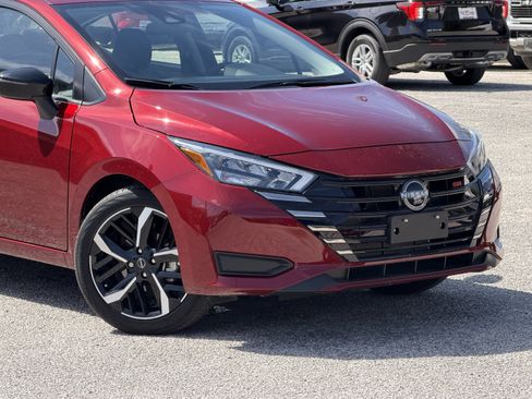 Used 2025 Nissan Versa SR w/ Trunk Package FWD image 2