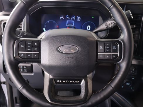 Used 2024 Ford F250 Platinum image 3