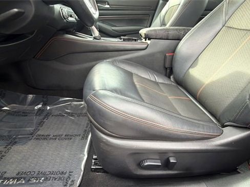 Used 2021 Nissan Altima 2.5 SR image 15