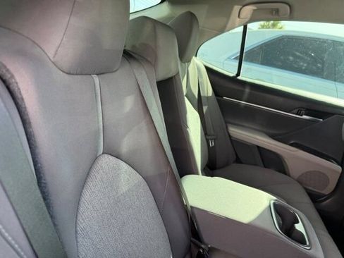 Used 2021 Toyota Camry LE FWD image 15