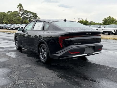 New 2026 Kia K4 FWD image 6