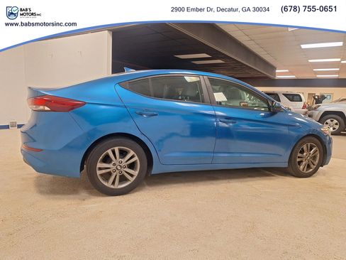 Used 2017 Hyundai Elantra SE image 27