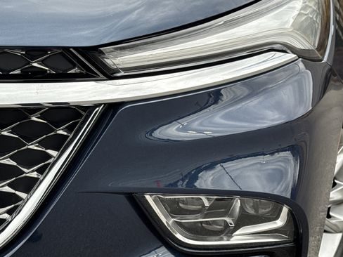 Used 2022 Buick Enclave Avenir w/ Avenir Technology Package image 6