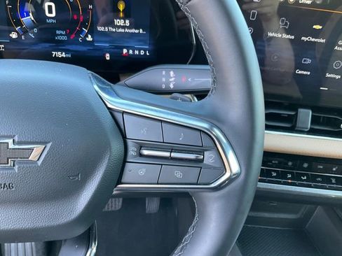 Used 2026 Chevrolet Equinox ACTIV w/ Convenience Package III AWD/4WD image 12