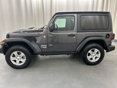 Used 2020 Jeep Wrangler Sport image 3