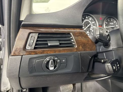 Used 2011 BMW 328i xDrive 328i xDrive image 13