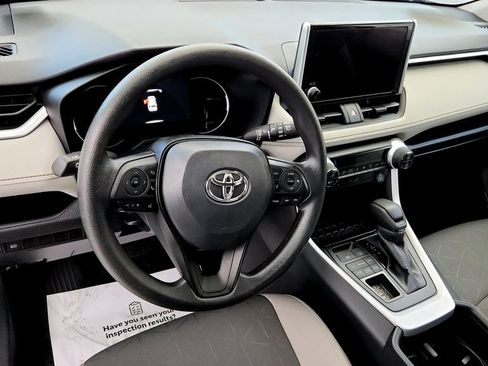 Used 2025 Toyota RAV4 XLE w/ Convenience Package AWD/4WD image 24