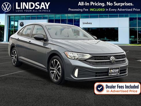 Used 2023 Volkswagen Jetta Sport FWD image 1