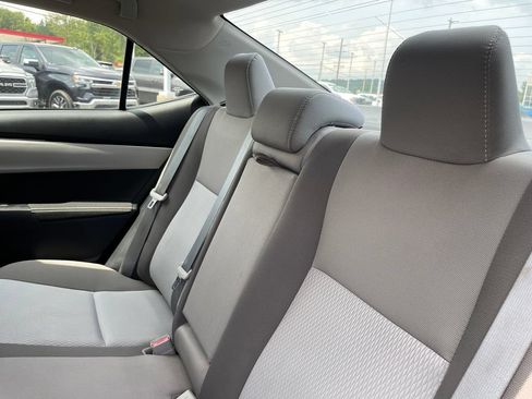 Used 2019 Toyota Corolla LE FWD image 11