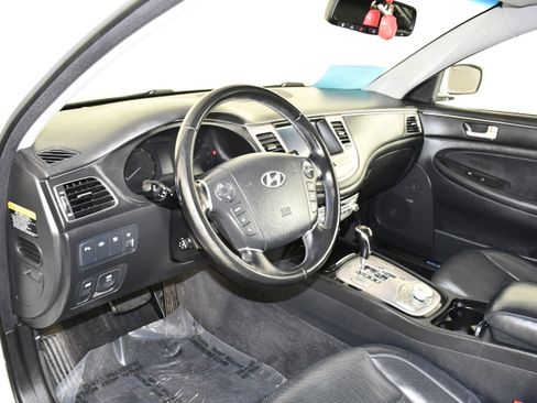 Used 2013 Hyundai Genesis 5.0 R-Spec RWD image 38