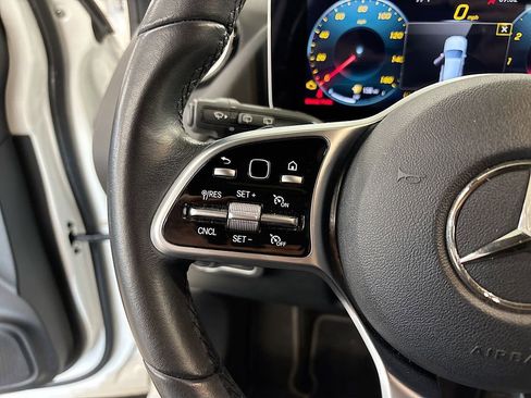 Used 2021 Mercedes-Benz GLA 250 image 25