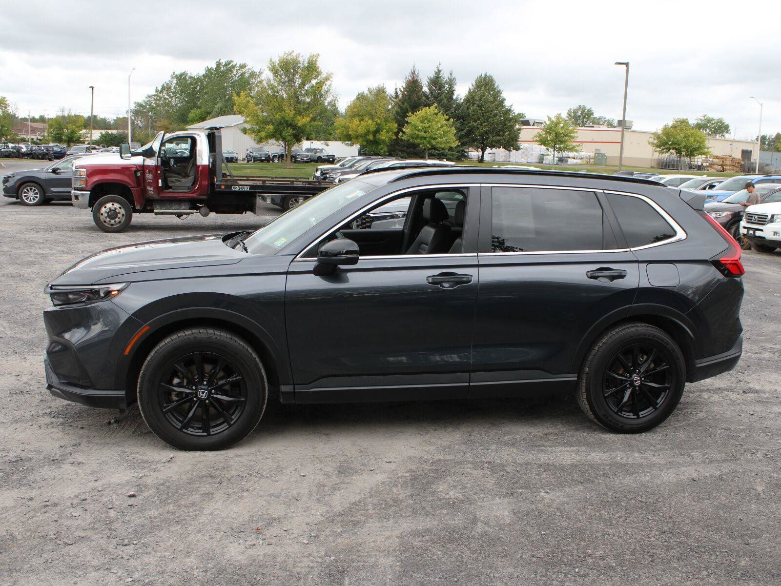 Used 2024 Honda CR-V Sport-L image 5