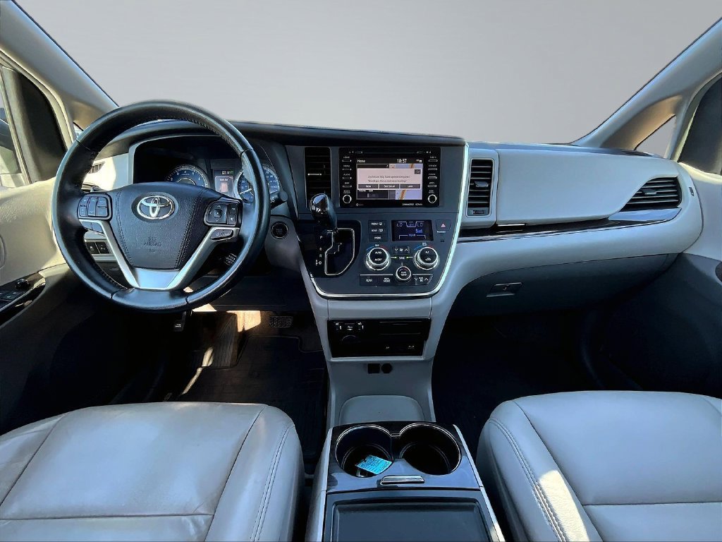 Used 2019 Toyota Sienna XLE Premium w/ Carpet Mat Package AWD/4WD image 9