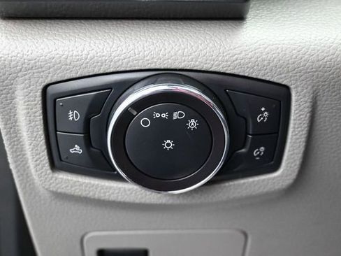 Certified 2018 Ford F150 XLT RWD image 22