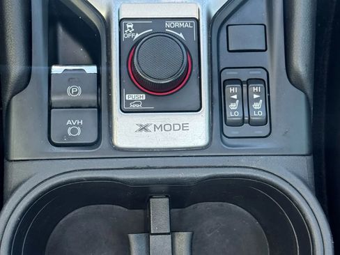 Used 2021 Subaru Forester Premium image 30