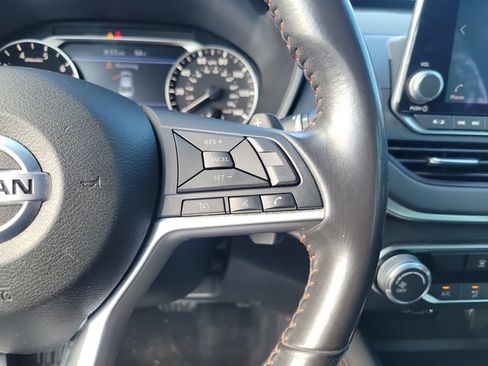 Used 2022 Nissan Altima 2.5 SR FWD image 21