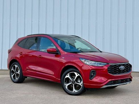 Certified 2025 Ford Escape ST-Line Elite w/ Premium Technology Package AWD/4WD image 8