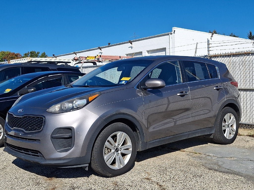Used 2018 Kia Sportage LX FWD image 4