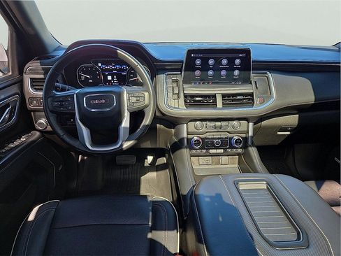 Used 2021 GMC Yukon SLT w/ SLT Luxury Plus Package image 11