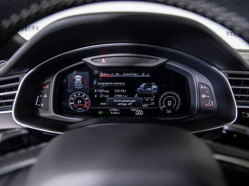 Used 2025 Audi RS Q8 performance AWD/4WD image 23