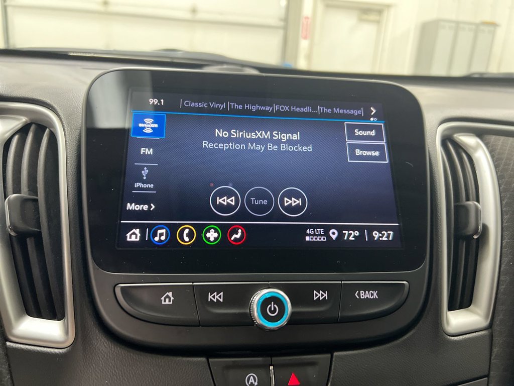 Used 2022 Chevrolet Malibu LT FWD image 14