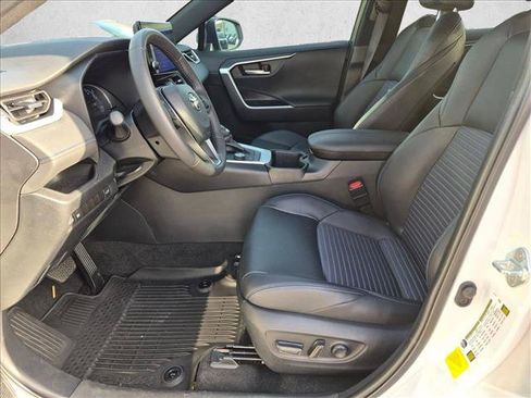Used 2023 Toyota RAV4 XSE AWD/4WD image 14