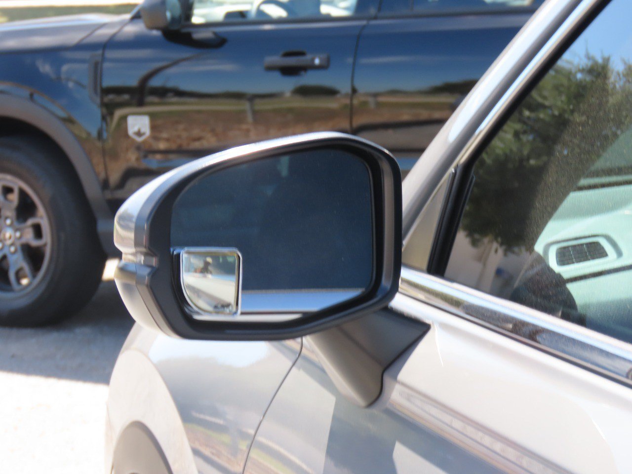 Used 2024 Honda CR-V LX image 26