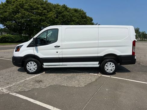 Used 2025 Ford Transit 250 Low Roof w/ Exterior Upgrade Package RWD image 6