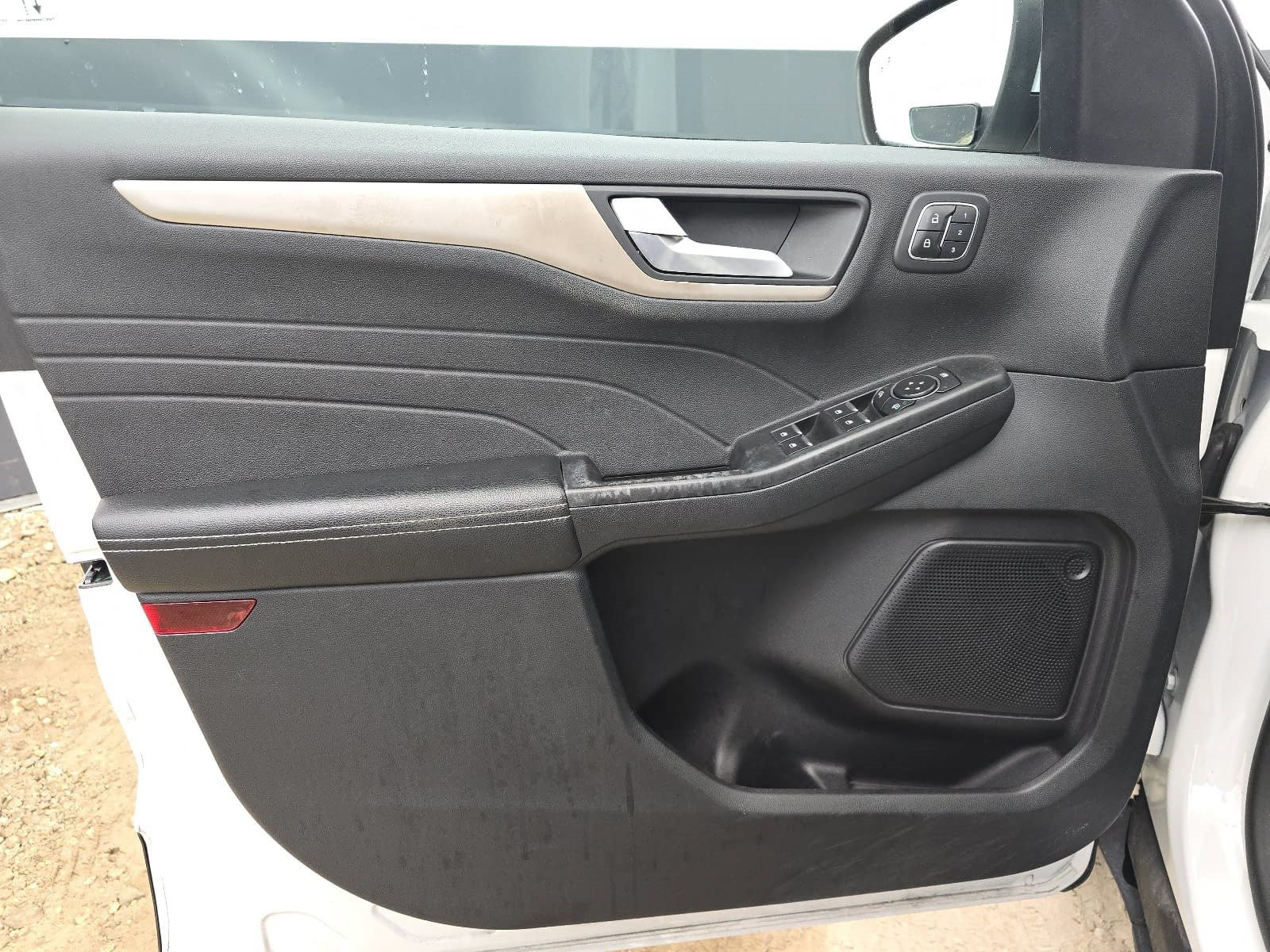 Used 2022 Ford Escape SEL w/ Technology Package FWD image 19